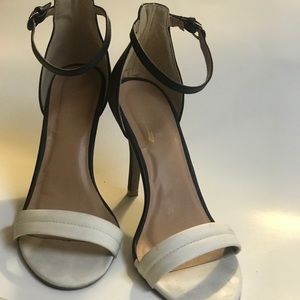 Black and white size8m heels sandals